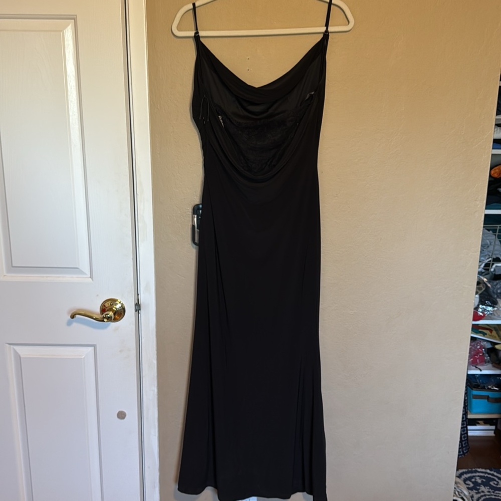 Laundry by Shelli Segal Black Cowl Neck Lace Back Maxi Slip Dress 6 NWOT - Picture 12 of 17